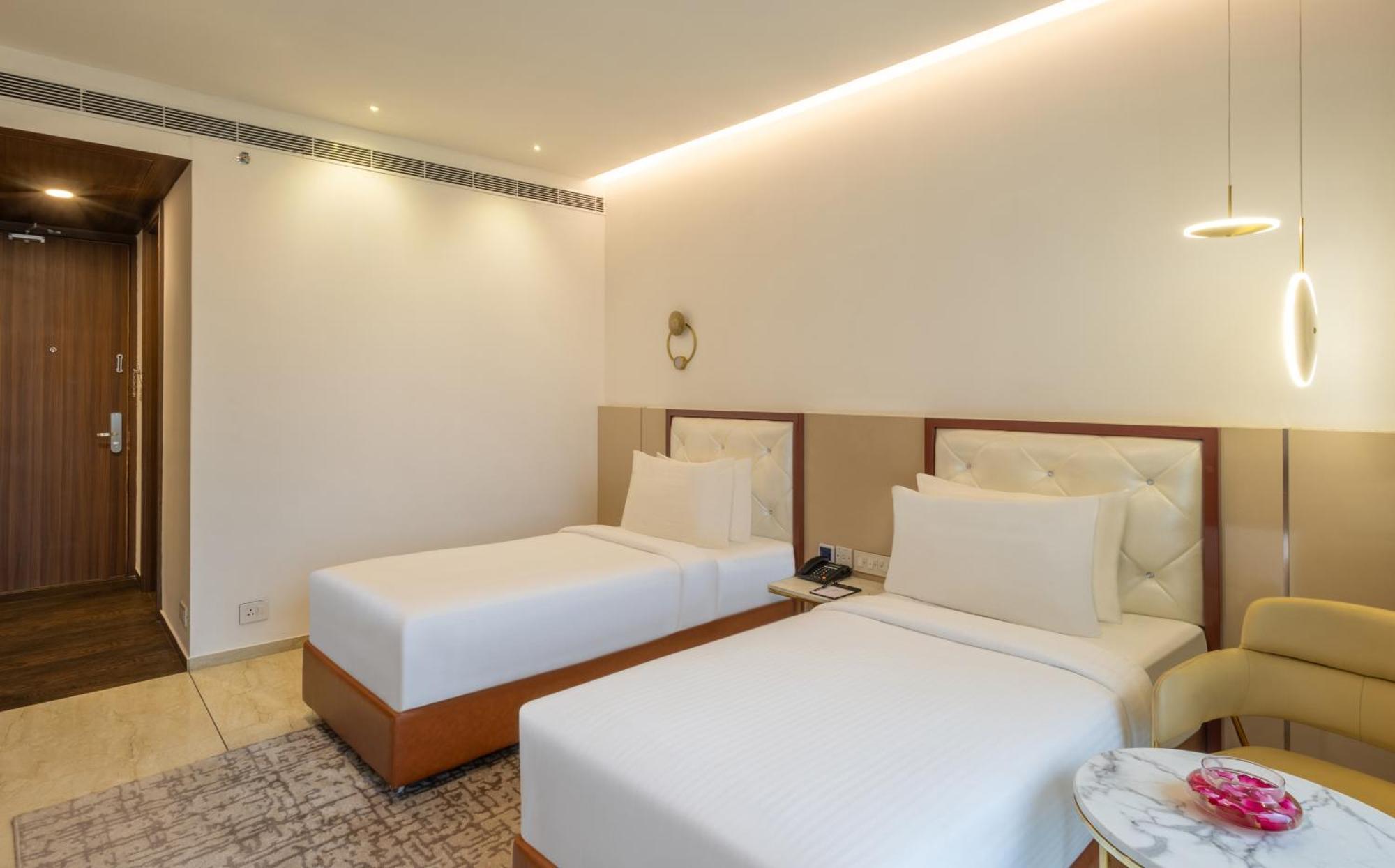 Fezinn Hotel - Best Wayanad Hotel In 2024 Kozhikode Esterno foto
