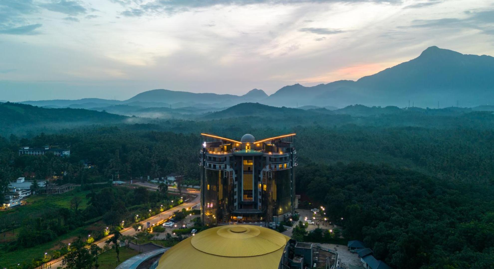 Fezinn Hotel - Best Wayanad Hotel In 2024 Kozhikode Esterno foto