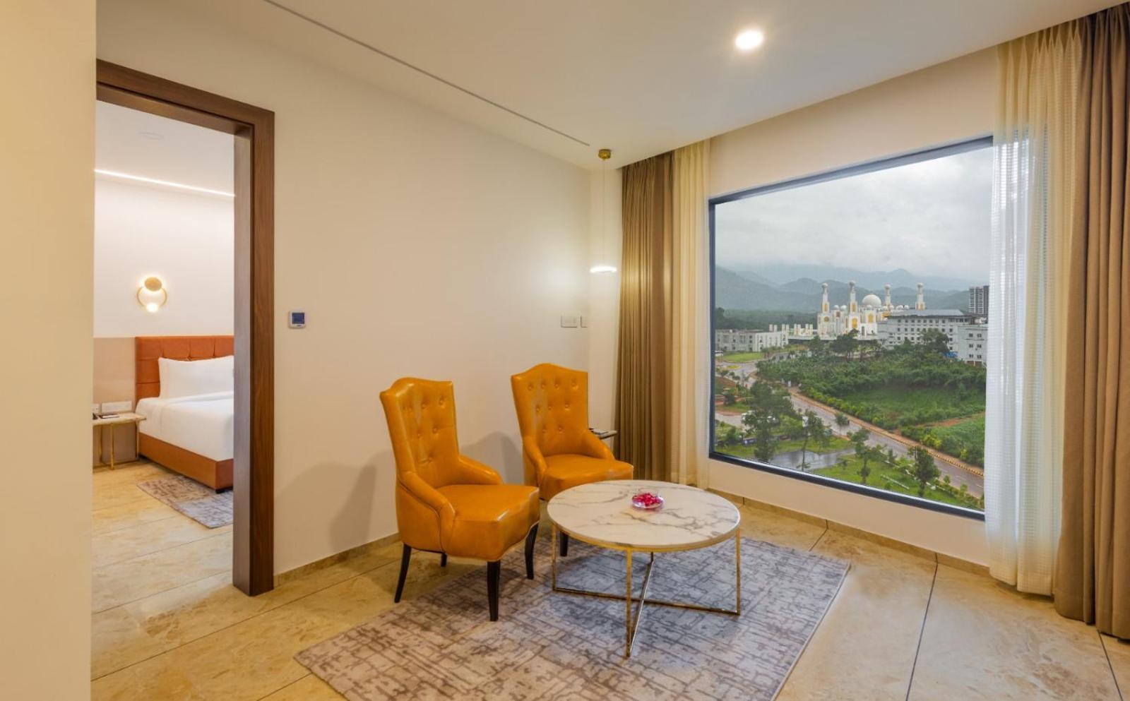 Fezinn Hotel - Best Wayanad Hotel In 2024 Kozhikode Esterno foto